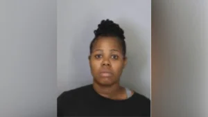 Kendra Scott Shooting - Memphis Mother Charged With Murder After Man Found Shot Outside Home