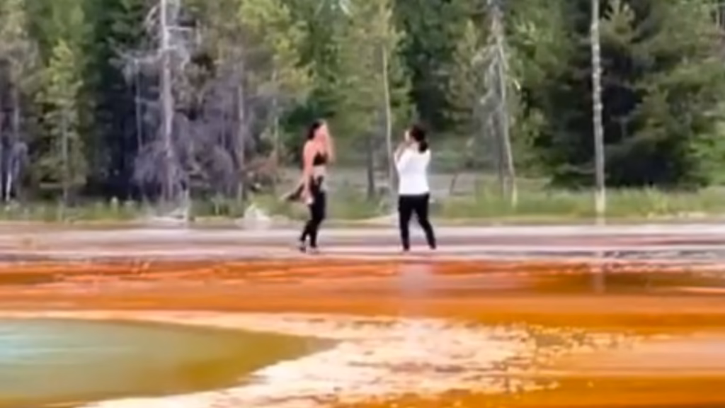 Grand Prismatic Spring Death - Tourists Spark Outrage After Walking Illegally Near Yellowstone’s Dangerous Thermal Feature